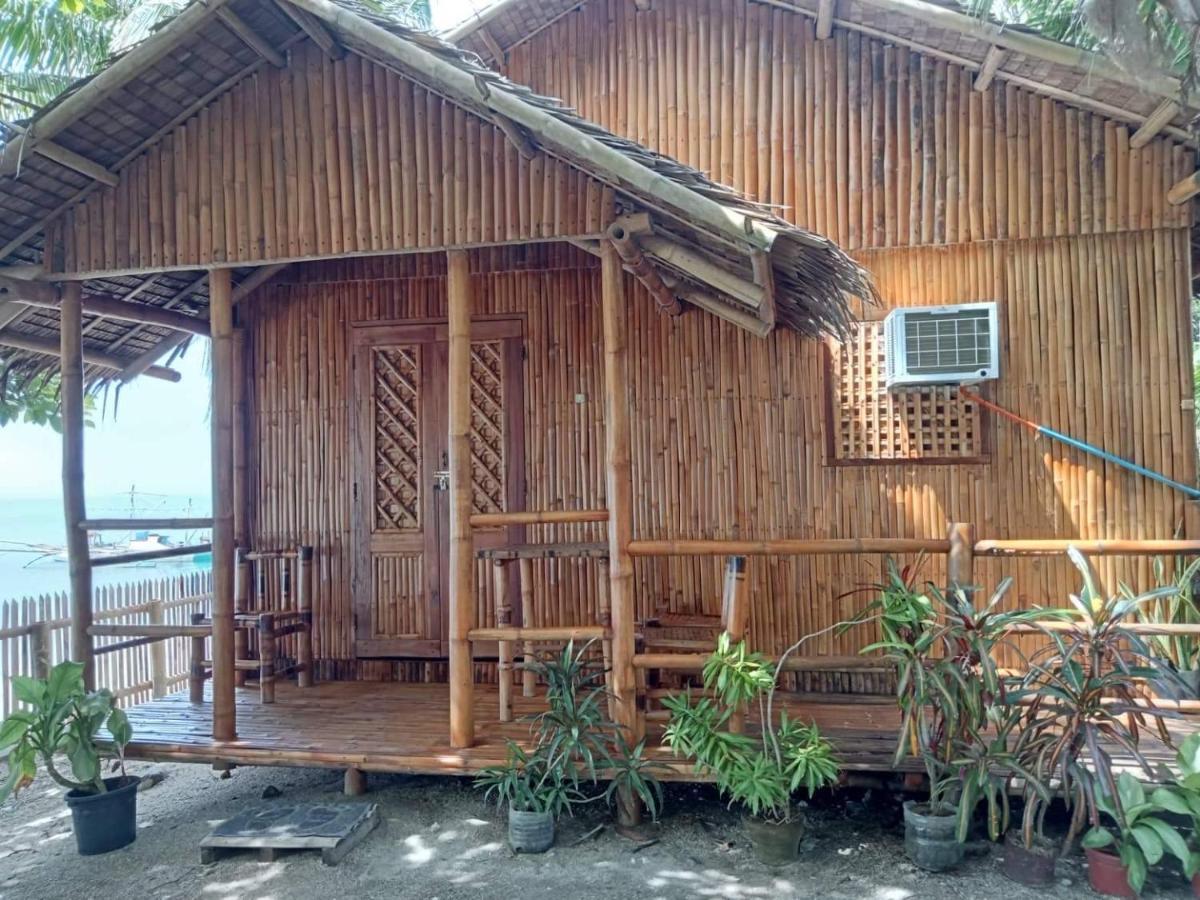 Treasure Beach Resort Carles 외부 사진