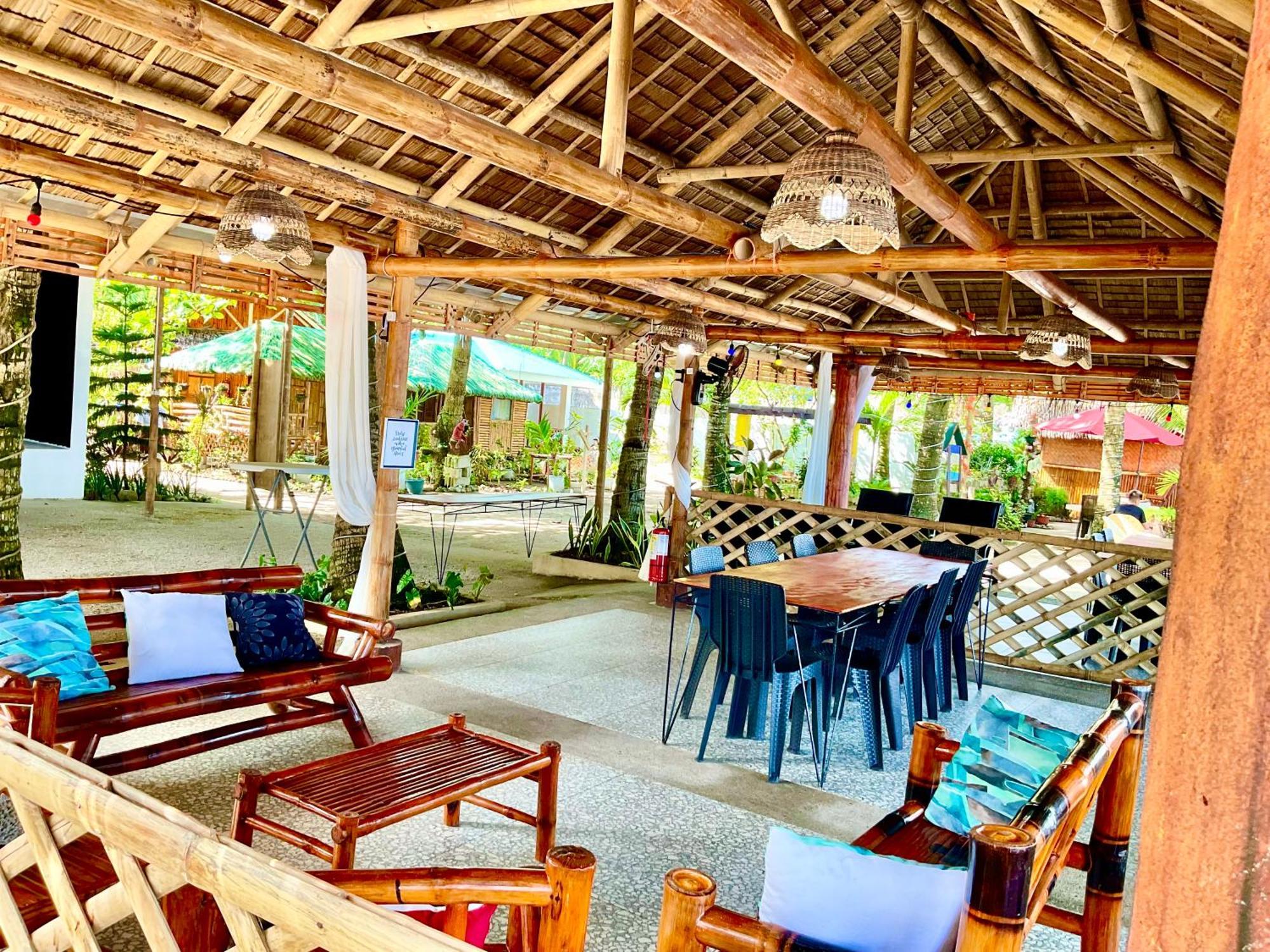 Treasure Beach Resort Carles 외부 사진