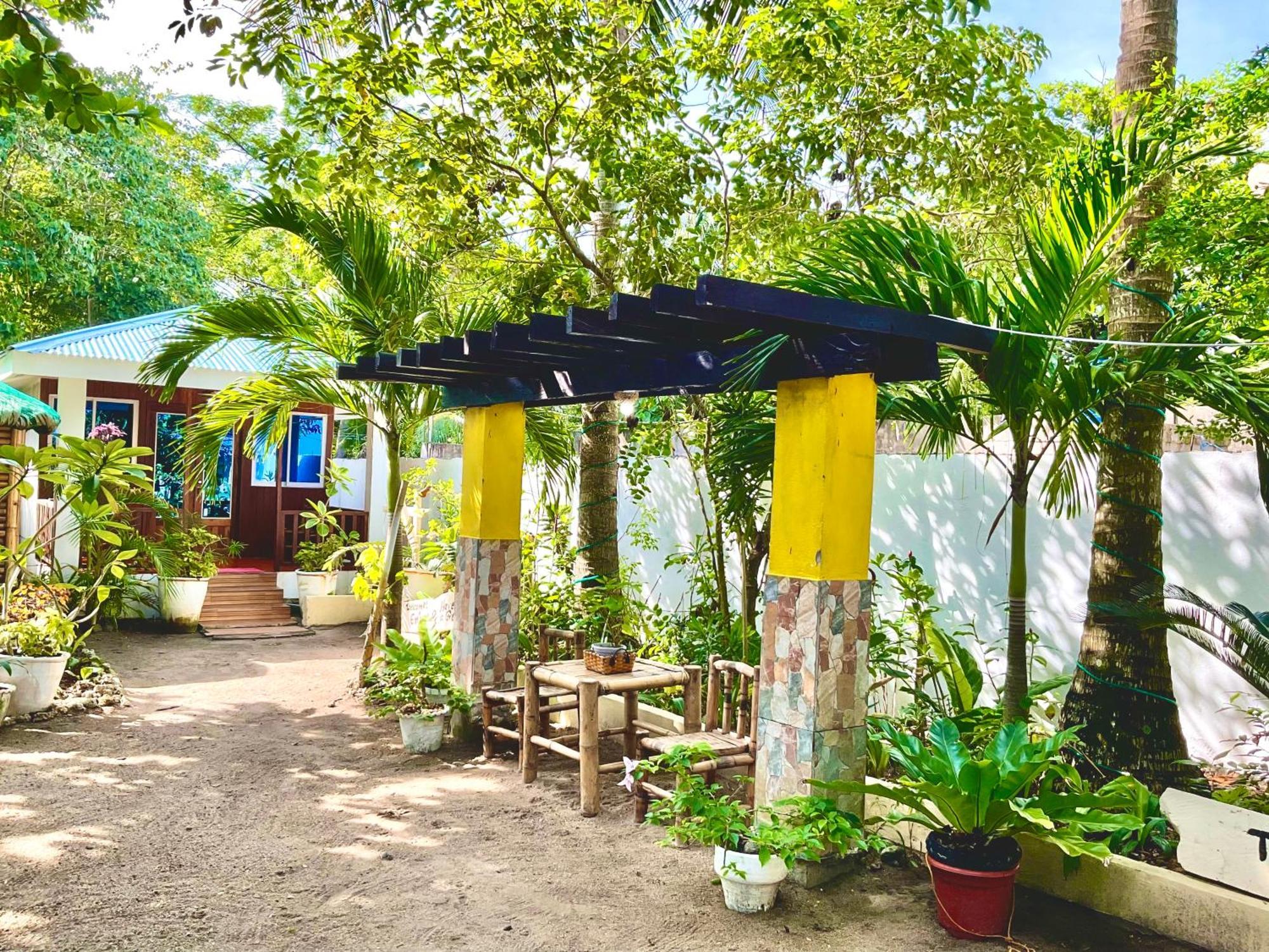 Treasure Beach Resort Carles 외부 사진