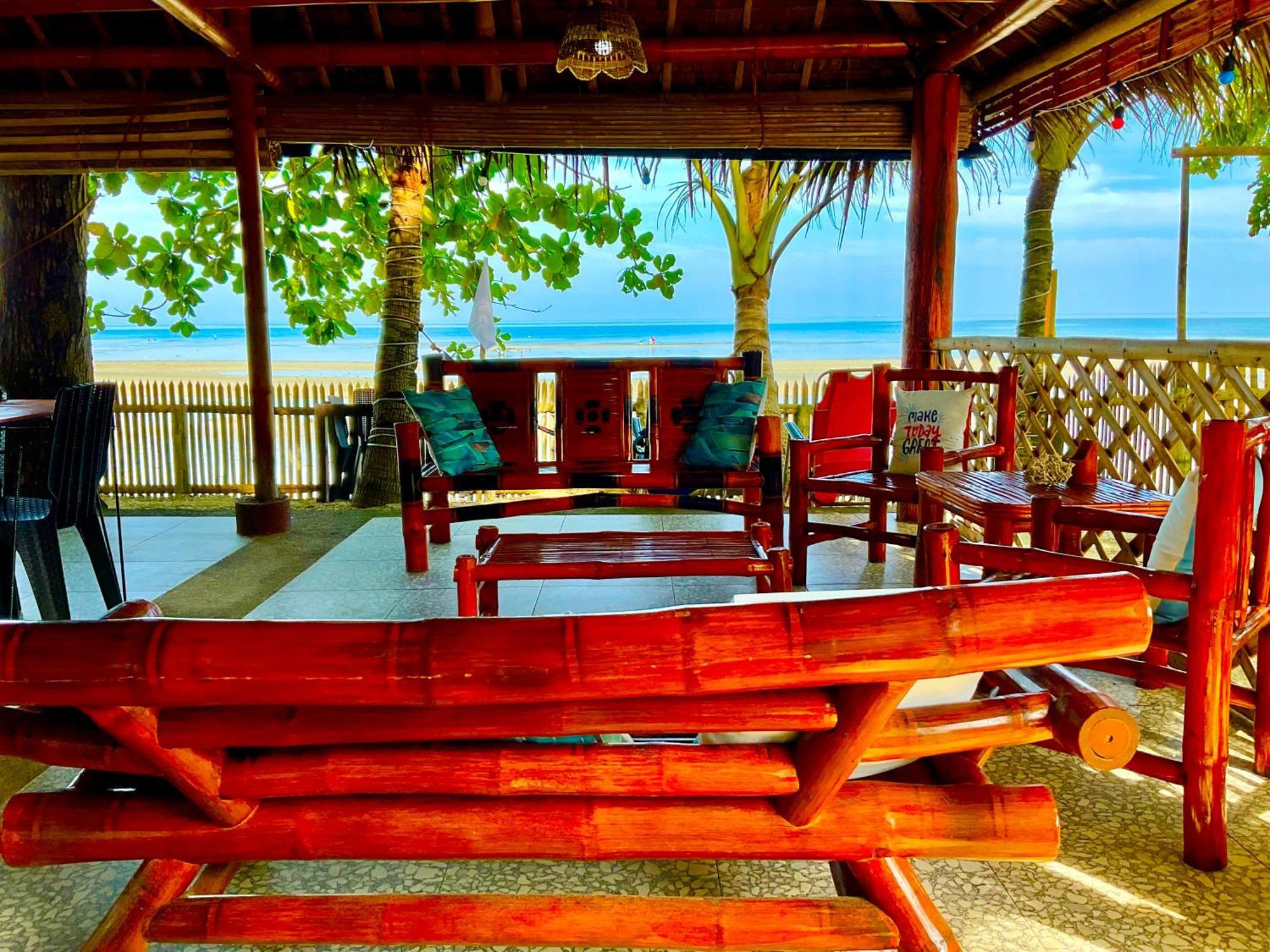 Treasure Beach Resort Carles 외부 사진
