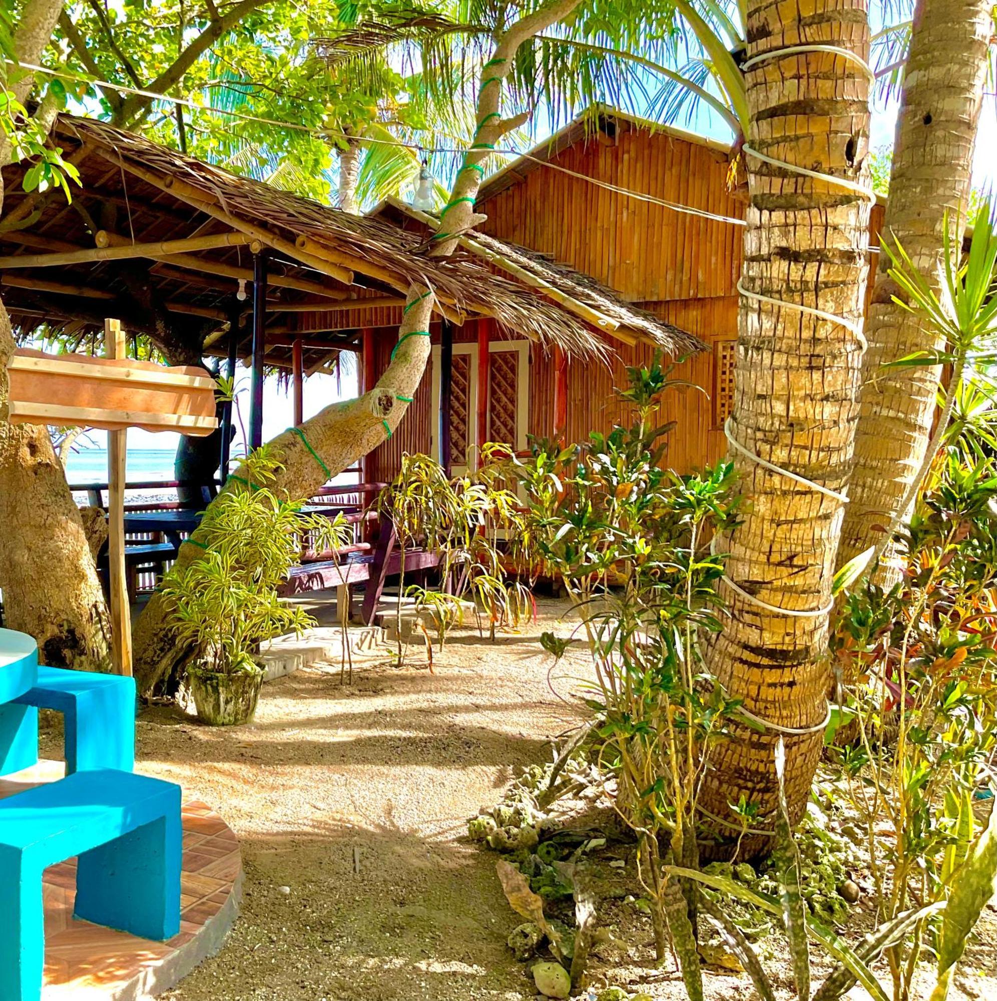 Treasure Beach Resort Carles 외부 사진